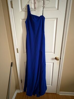Elegant One-Shoulder Royal Blue Evening Gown
